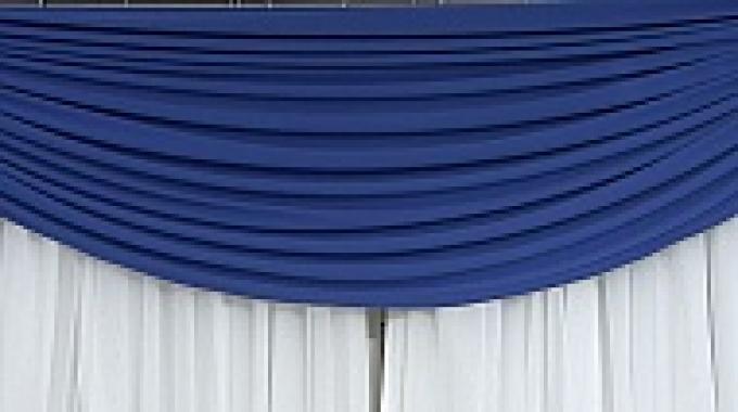 /2010/AlexiaPissing/