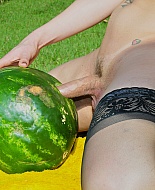 21Rabechewatermelon/