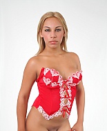 2012/feb/09BrunaPoltergeist