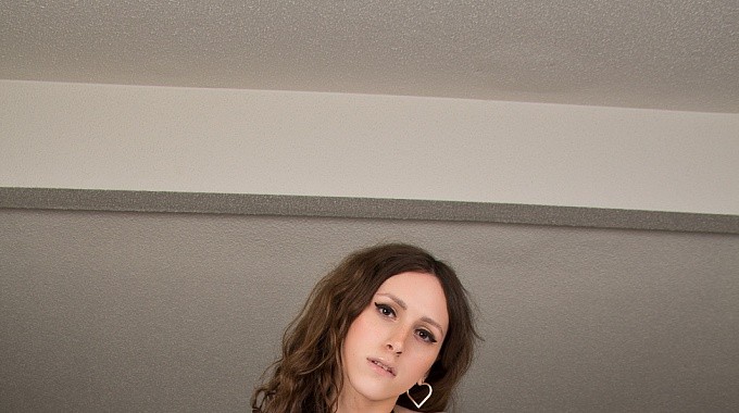 2013/Dec13/04KylieMaria